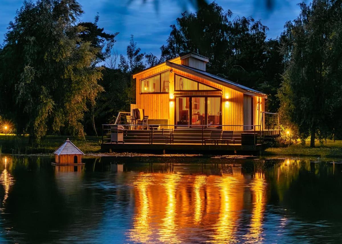 Woad Mill Lakeside Lodges بوسطن المظهر الخارجي الصورة